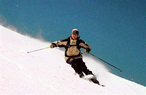  Skiing Extreme: Trượt Tuyết Siêu Hạng!